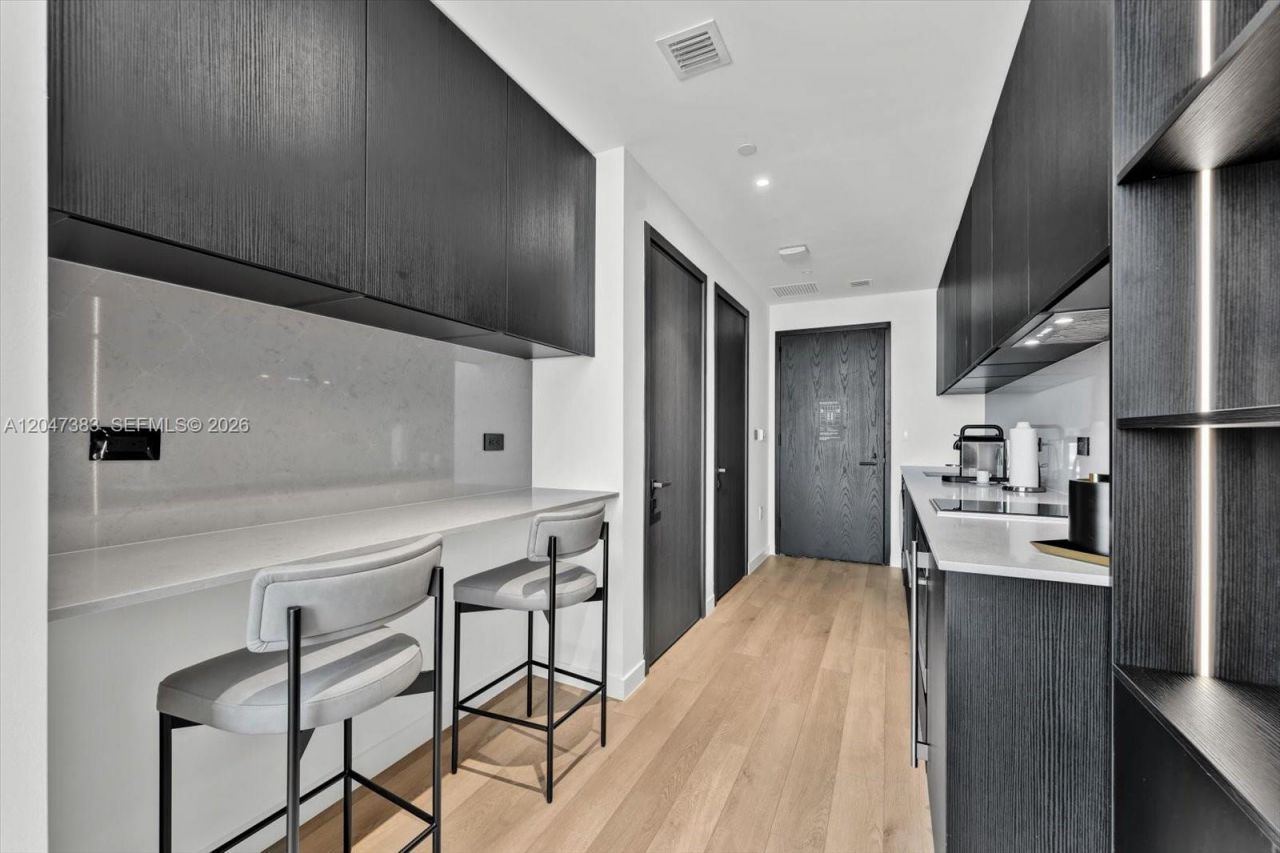 20 NE 11th St, Unit 3105, Miami, FL 33132 Photo