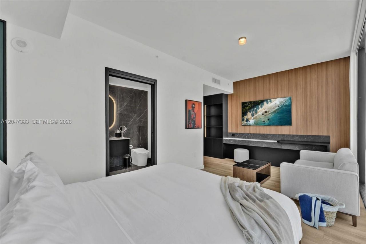 20 NE 11th St, Unit 3105, Miami, FL 33132 Photo