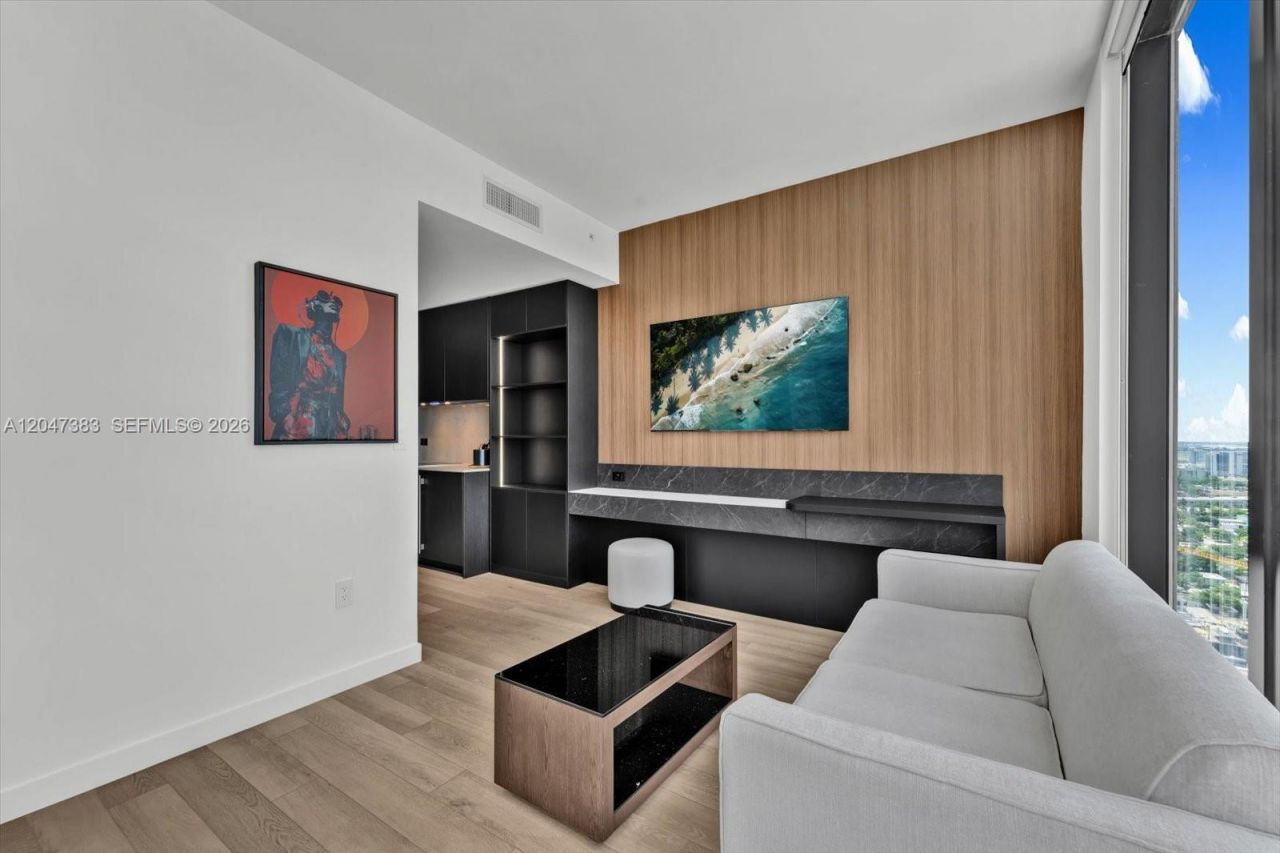 20 NE 11th St, Unit 3105, Miami, FL 33132 Photo