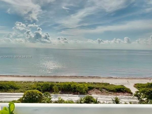 9201 Collins Ave , Unit 826, Surfside, FL 33154