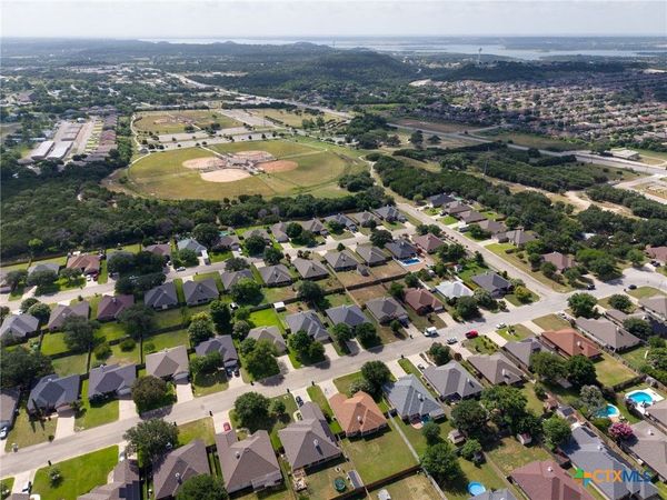 2022 Merlin Drive , Harker Heights, TX 76548