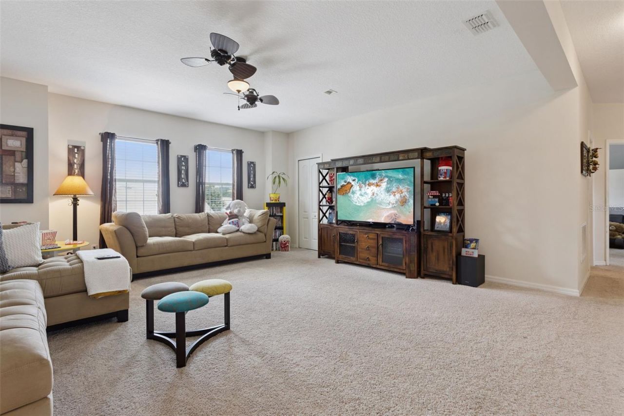 2514 Plumadore Drive, Grand Island, FL 32735 Photo
