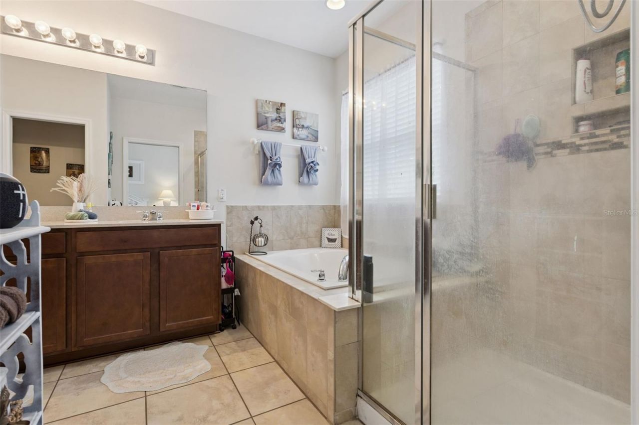 2514 Plumadore Drive, Grand Island, FL 32735 Photo