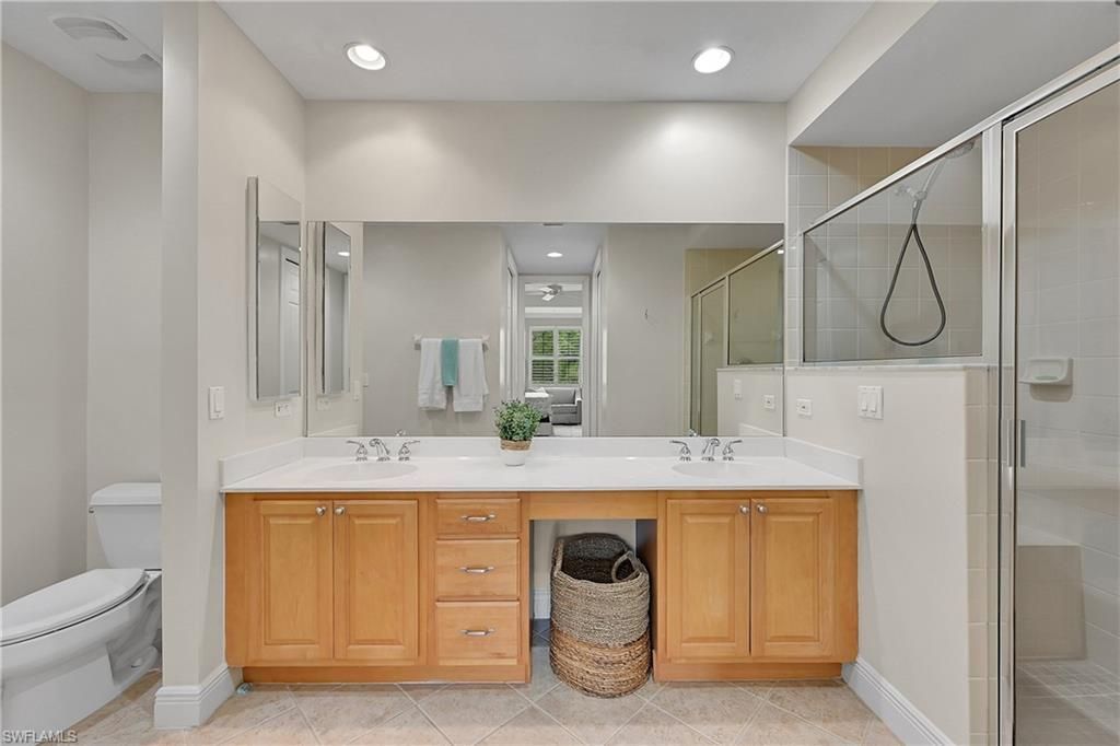 4700 Yacht Harbor Dr , Unit 612, Naples, FL 34112 Photo