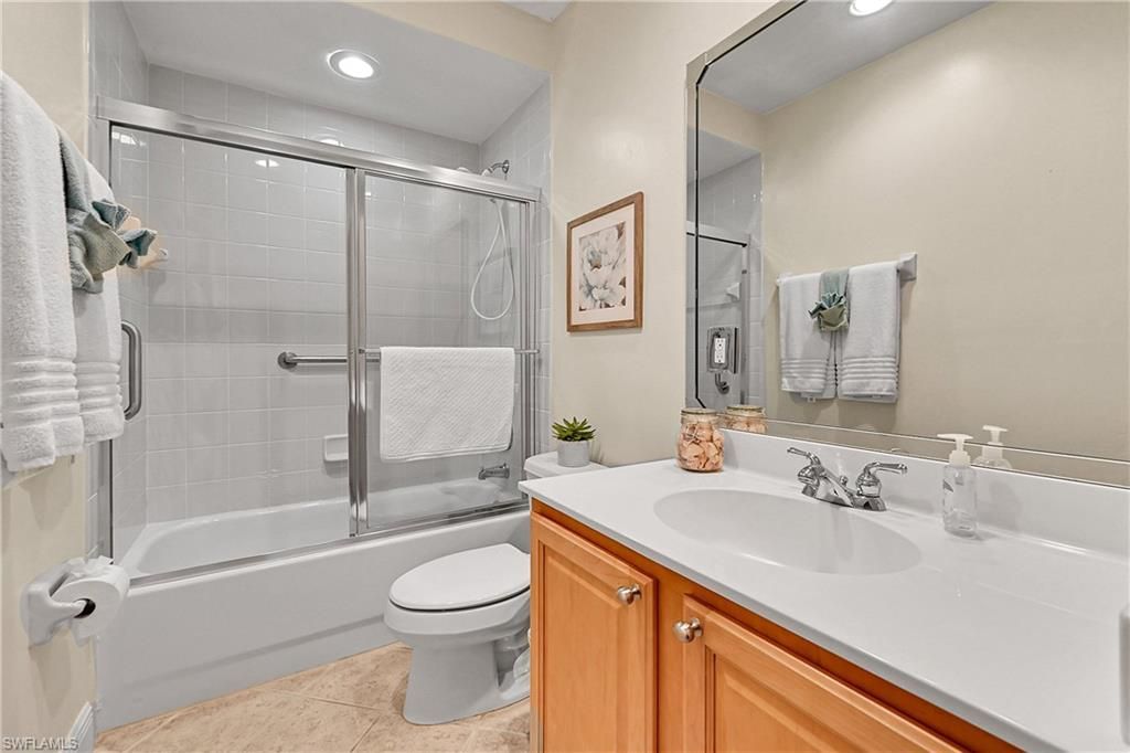 4700 Yacht Harbor Dr , Unit 612, Naples, FL 34112 Photo