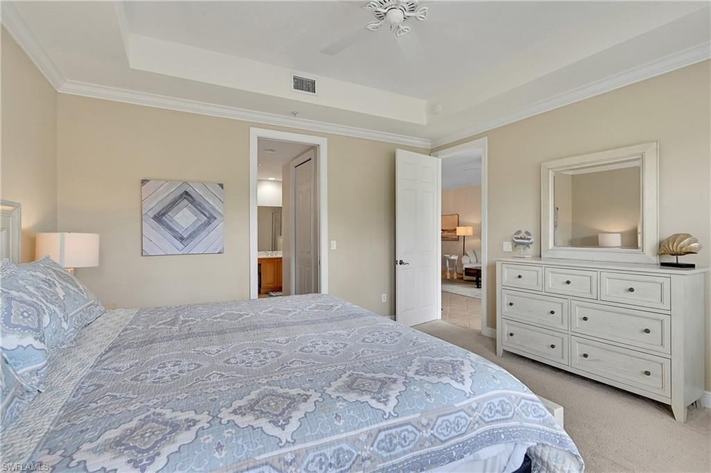 4700 Yacht Harbor Dr , Unit 612, Naples, FL 34112 Photo