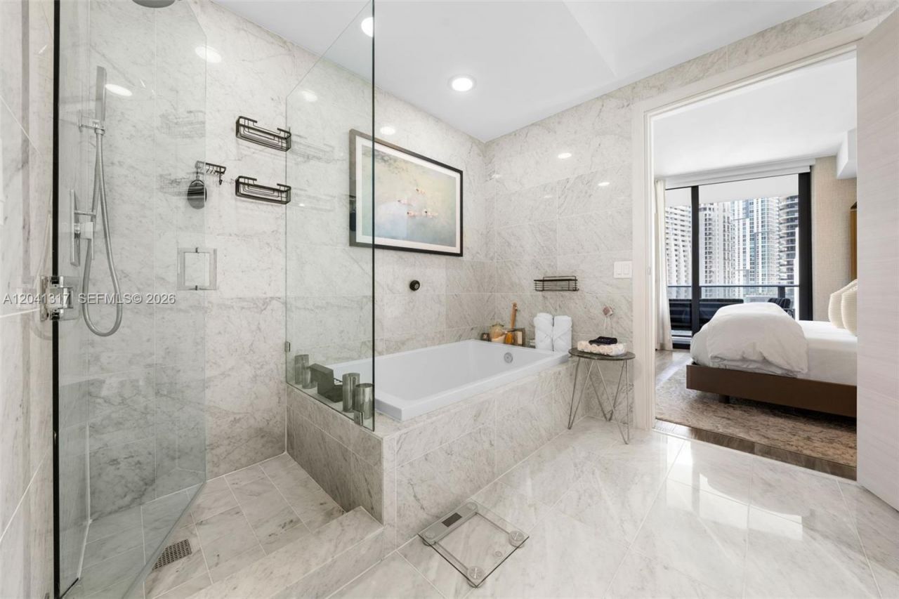 801 S Miami Ave , Unit 1604, Miami, FL 33130 Photo