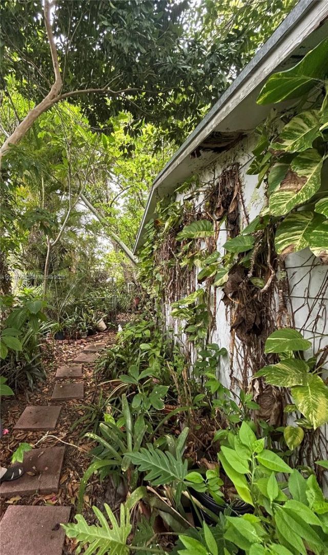 8285 SW 47th St, Miami, FL 33155 Photo