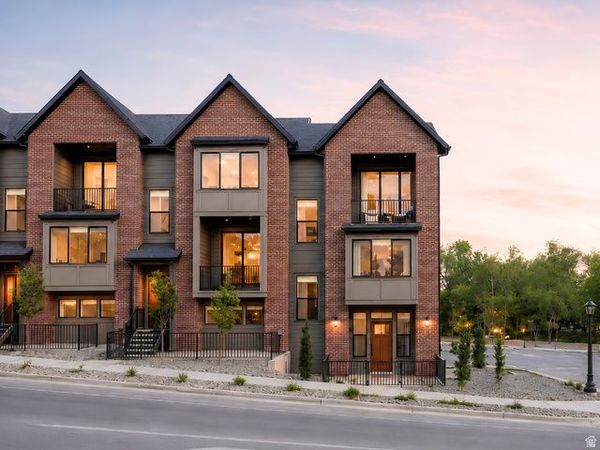 852 E MAPLEHURST DR , Unit 114, Murray, UT 84107
