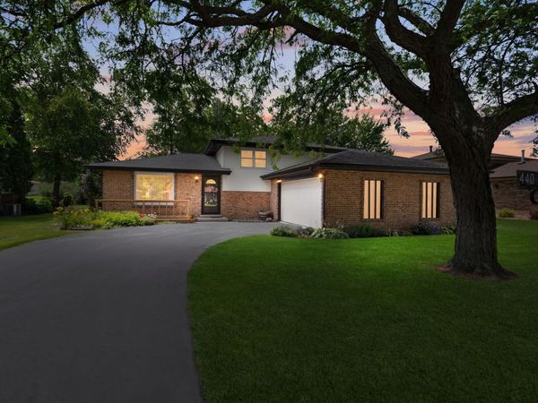 440 Manor Drive , Peotone, IL 60468