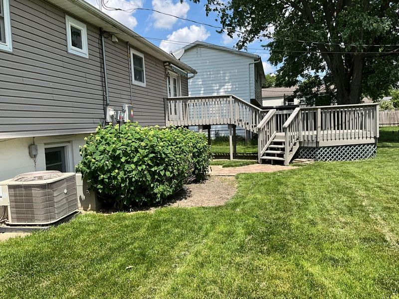 1300 Hilton Drive, Reynoldsburg, OH 43068 Photo 2