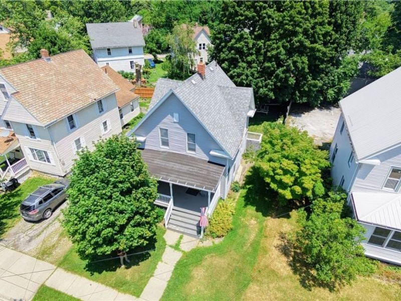131 Grove Drive, Ashtabula, OH 44004 Photo 2