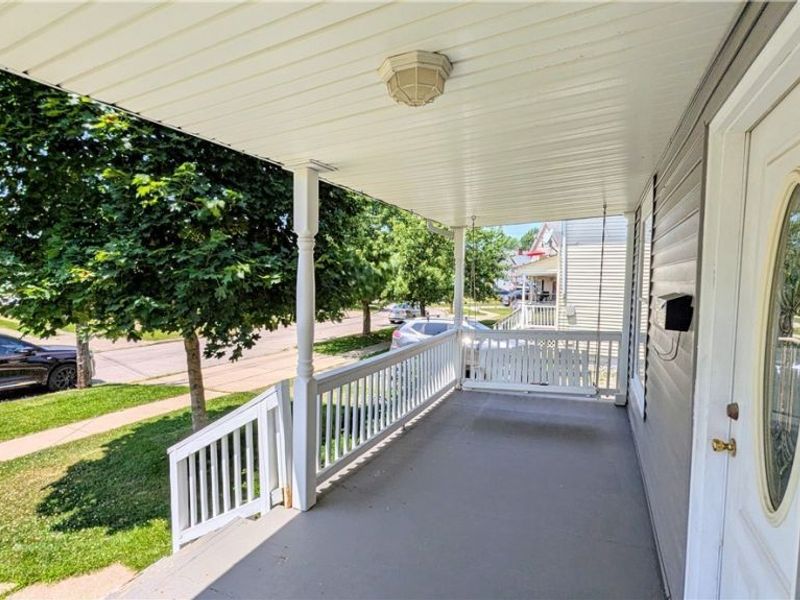 131 Grove Drive, Ashtabula, OH 44004 Photo 3