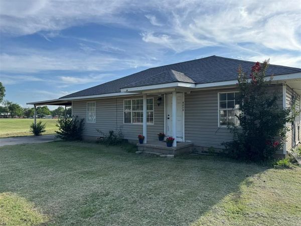 1429 Pastusek Avenue, Prague, OK 74864