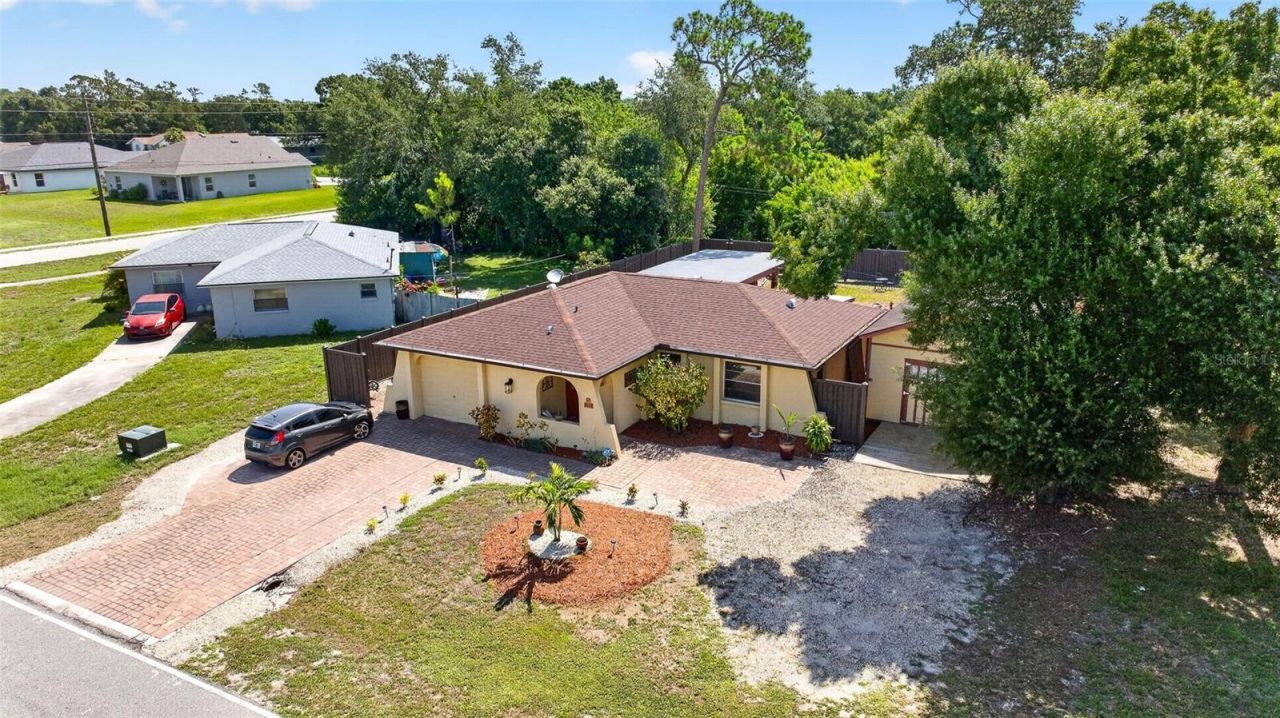 1018 Kensington Street , Port Charlotte, FL 33952 Photo