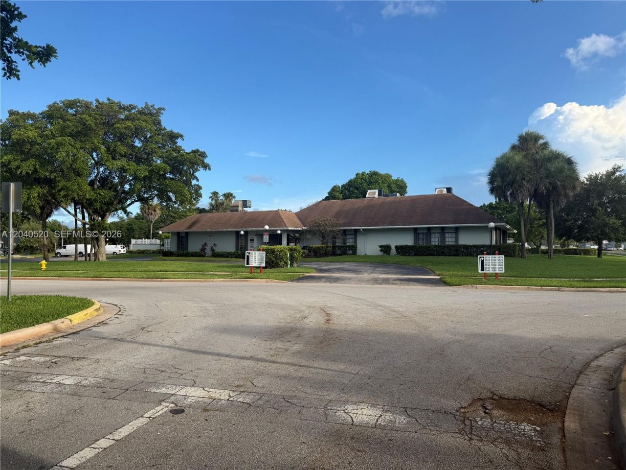 360 B Lakewood Cir E, Margate, FL 33063 Photo