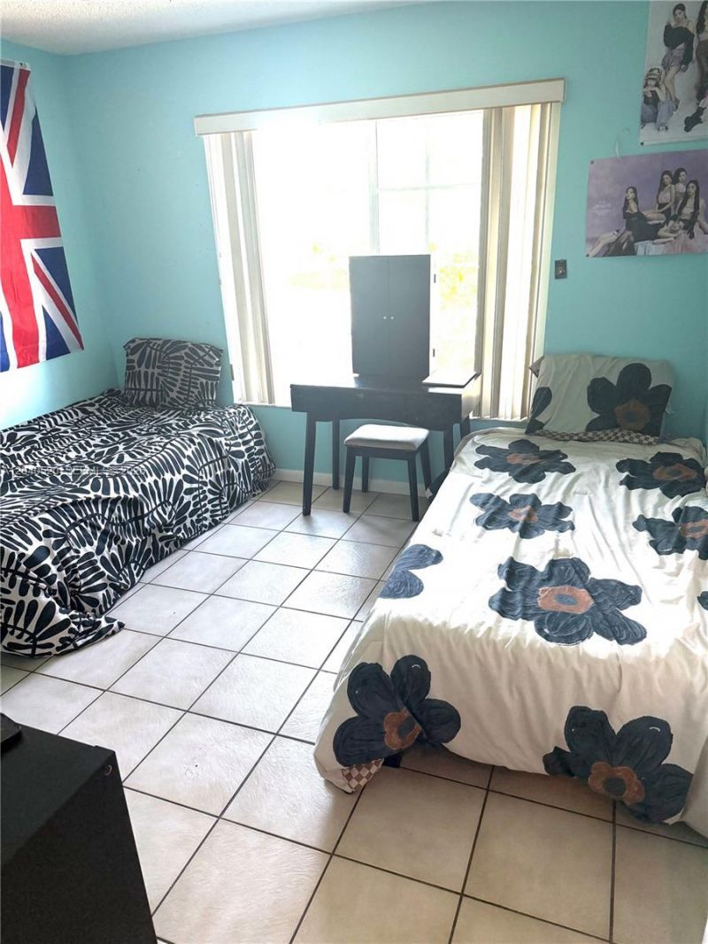 360 B Lakewood Cir E, Margate, FL 33063 Photo
