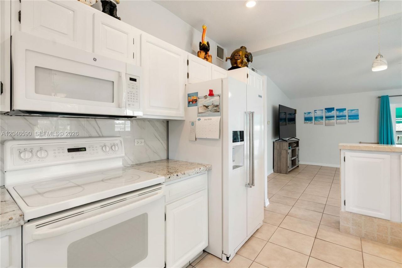 1210 Cactus St , Key Largo, FL 33037 Photo