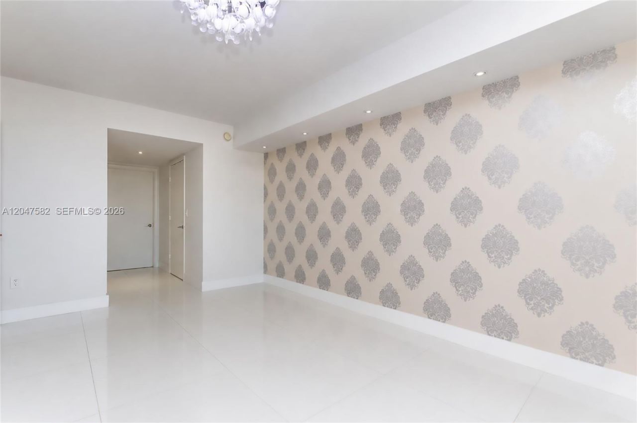 17201 Collins Ave, Unit 1807, Sunny Isles Beach, FL 33160 Photo