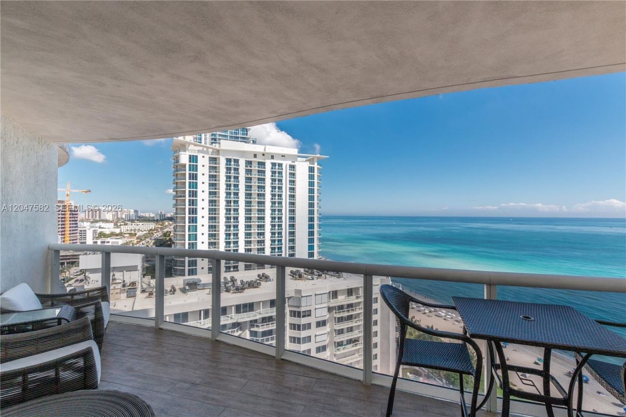 17201 Collins Ave , Unit 1807, Sunny Isles Beach, FL 33160 Photo