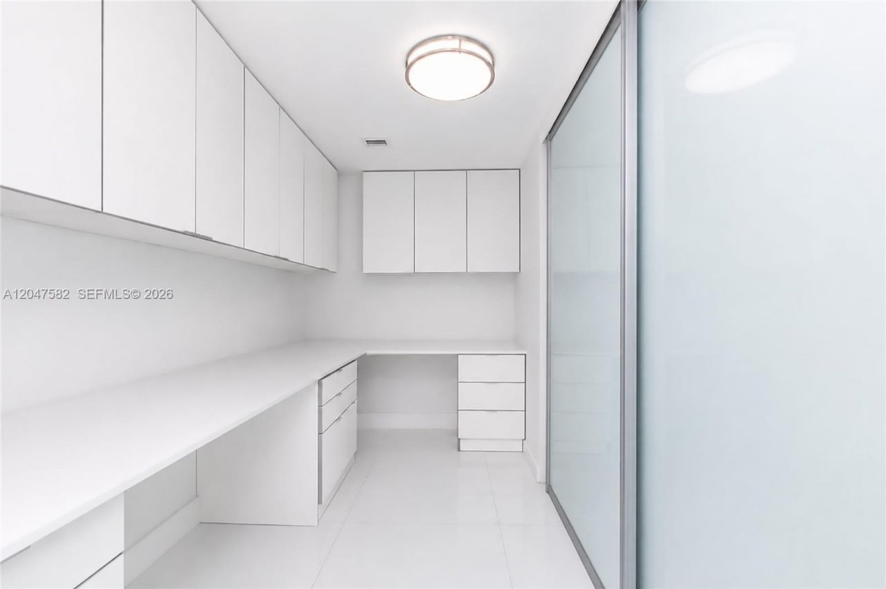 17201 Collins Ave, Unit 1807, Sunny Isles Beach, FL 33160 Photo