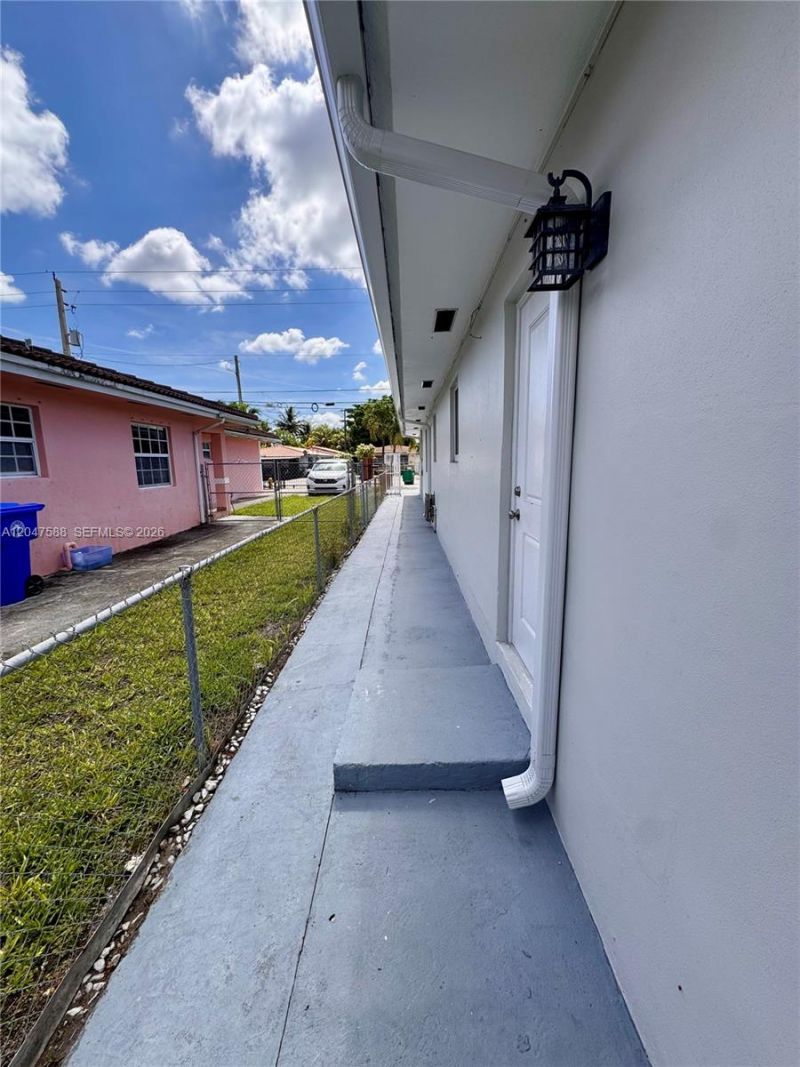 1158 NW 34th Ave, Unit 2, Miami, FL 33125 Photo