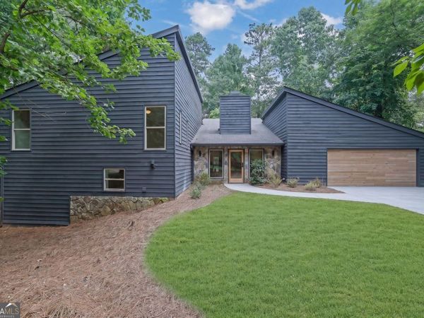 4260 Loch Highland Parkway NE, Roswell, GA 30075