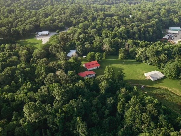 2927 Rochester Road , Morgantown, KY 42261