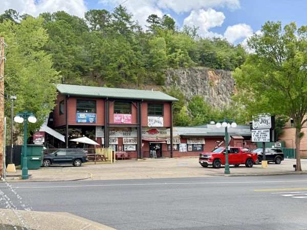 101 CENTRAL Avenue, Hot Springs, AR 71901