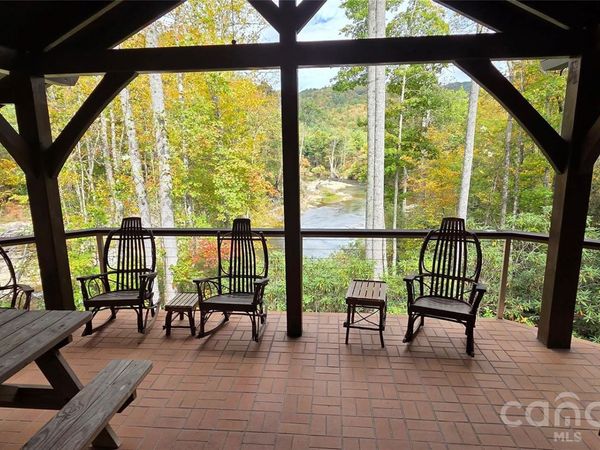 165 Winding Trail , Burnsville, NC 28714