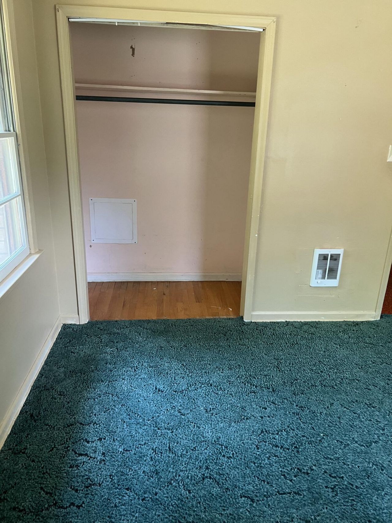 122 Perkins Avenue Photo 6