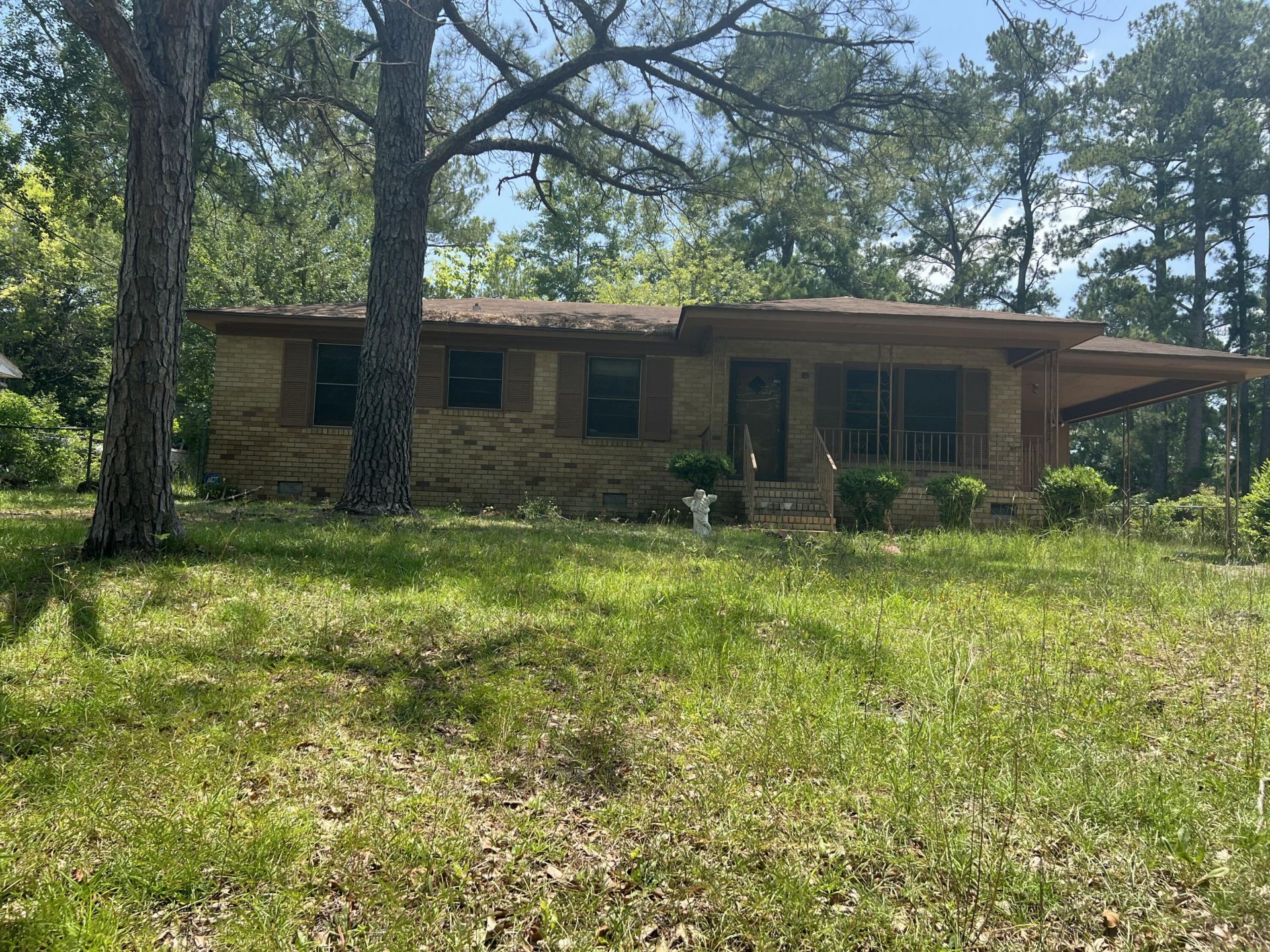 122 Perkins Avenue Photo 8