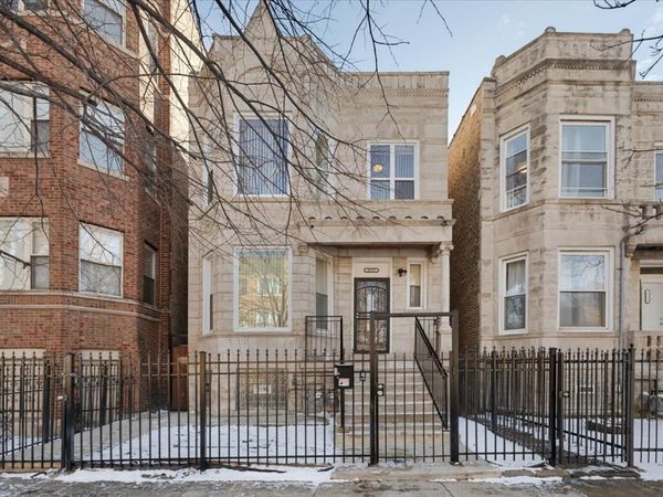 4211 W Gladys Avenue , Unit 2, Chicago, IL 60624