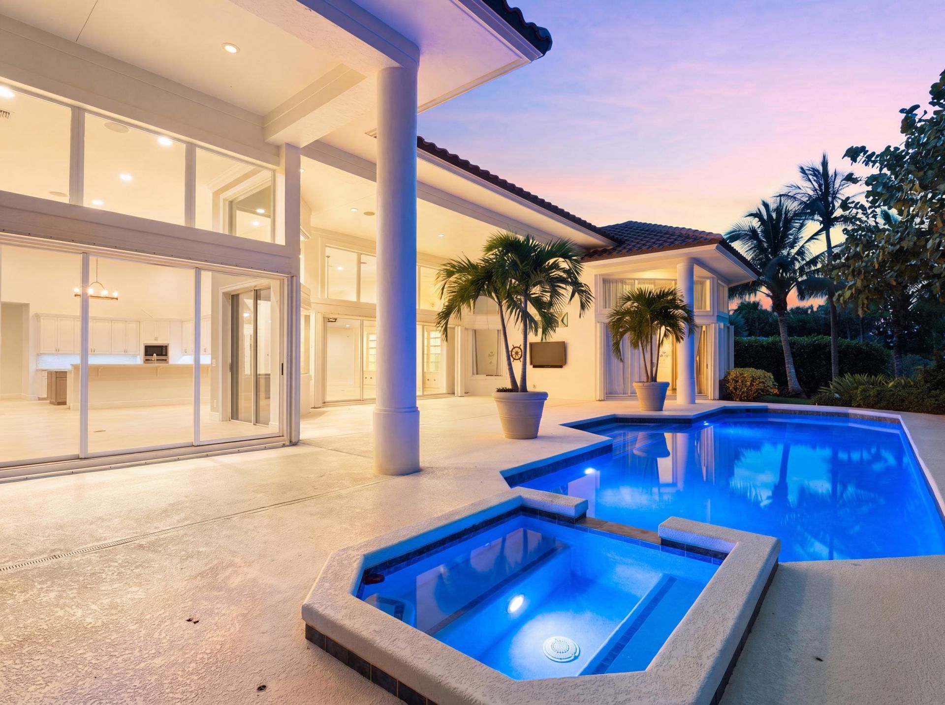 6841 SE Harbor Circle, Hutchinson Island, FL 34996 Photo