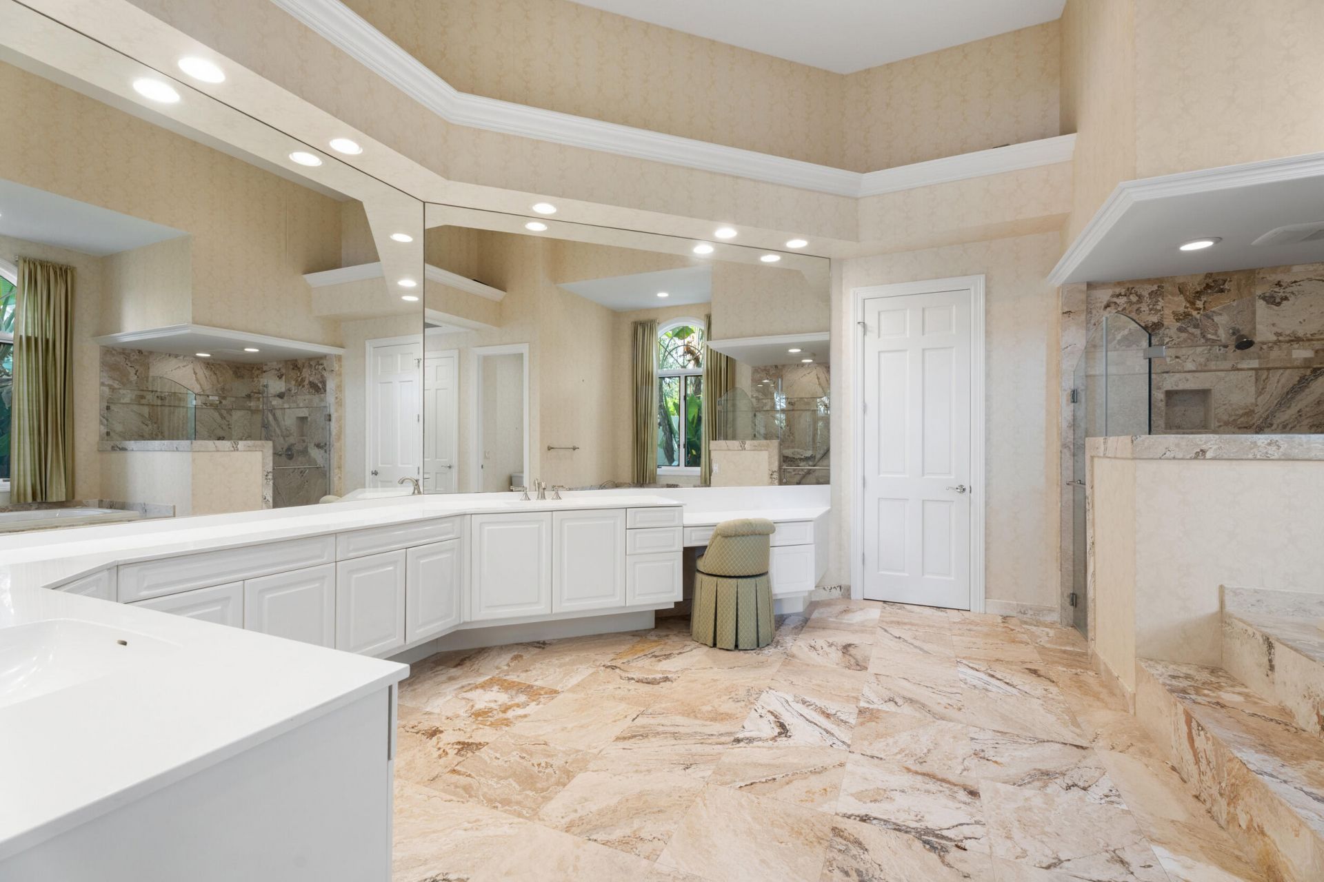 6841 SE Harbor Circle, Hutchinson Island, FL 34996 Photo