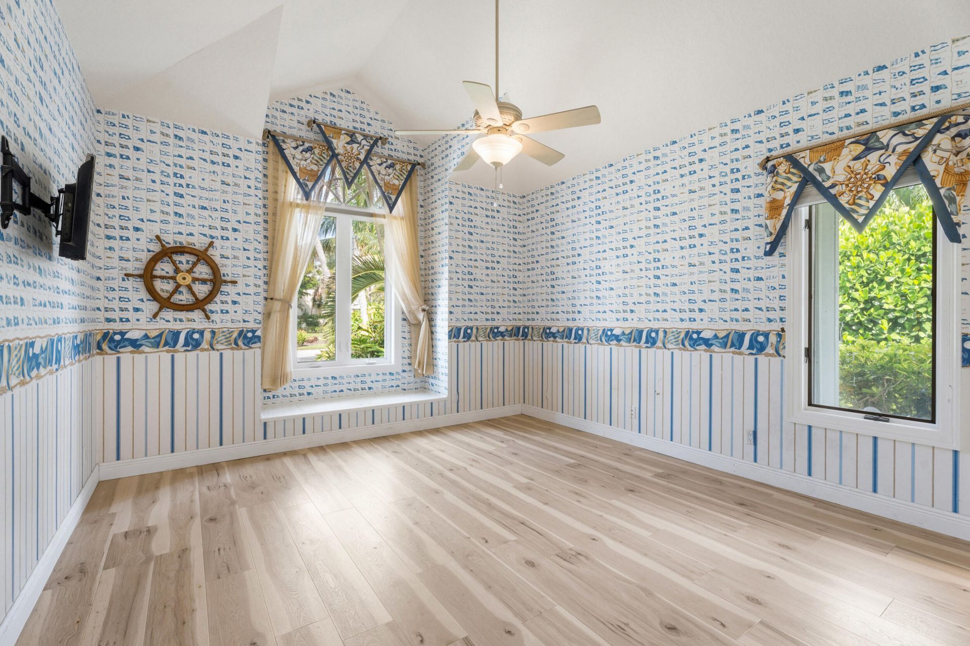 6841 SE Harbor Circle, Hutchinson Island, FL 34996 Photo