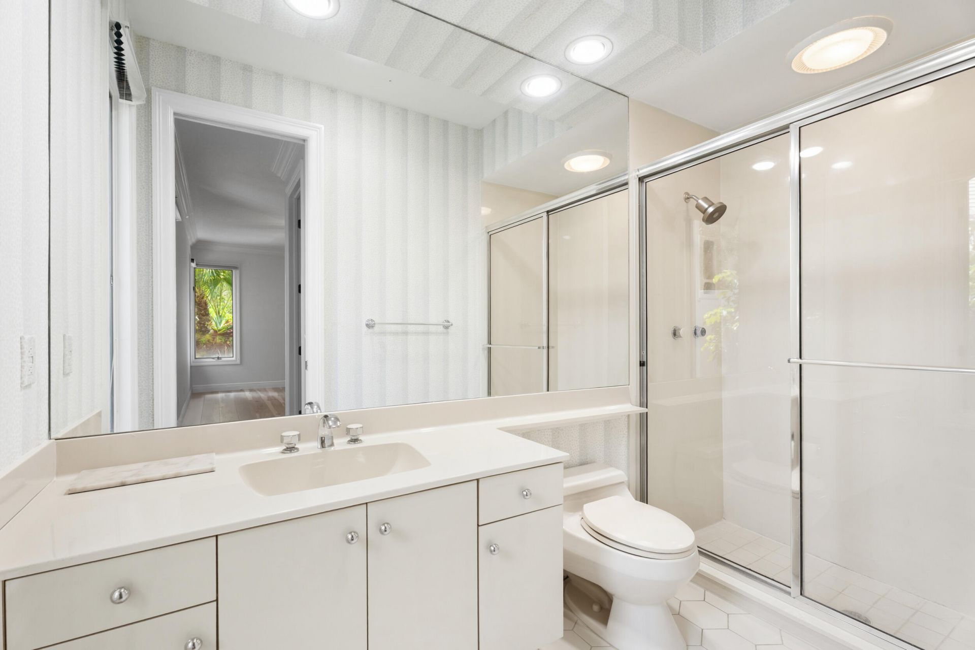 6841 SE Harbor Circle, Hutchinson Island, FL 34996 Photo