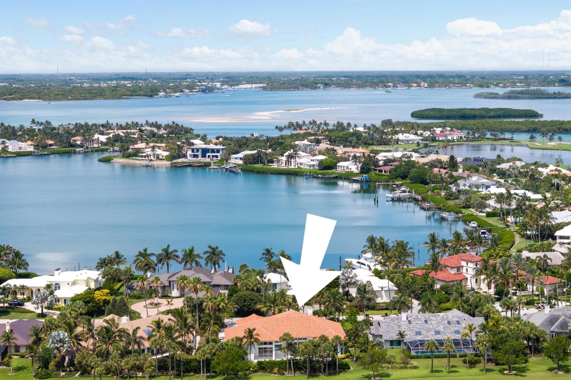 6841 SE Harbor Circle, Hutchinson Island, FL 34996 Photo