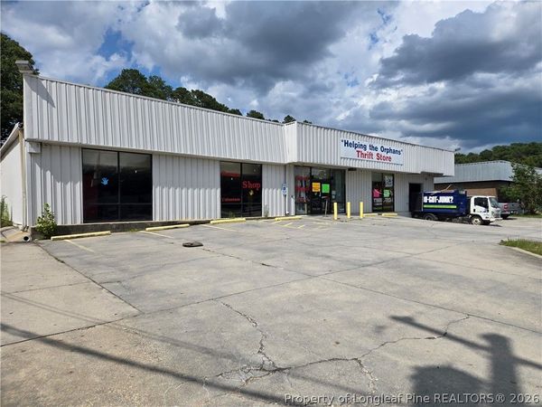 1027 Pamalee Drive, Fayetteville, NC 28303
