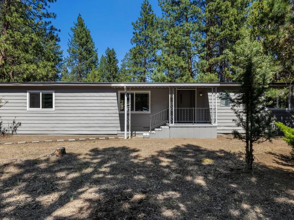 60992 Springcrest Drive, Bend, OR 97702