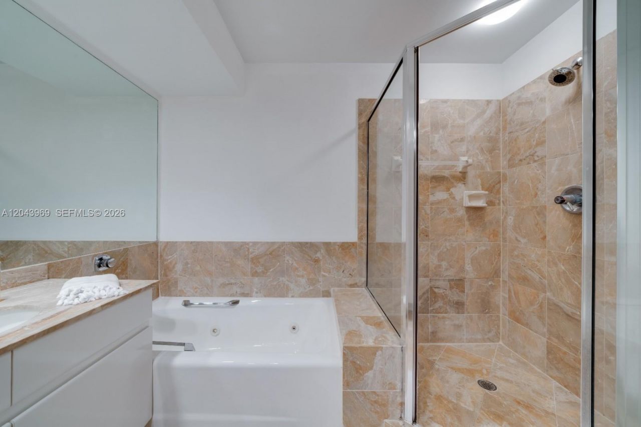 888 Brickell Key Dr , Unit 2610, Miami, FL 33131 Photo