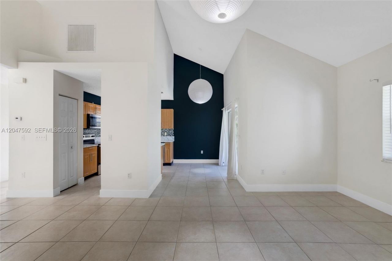 9820 NW 24th Ct , Sunrise, FL 33322 Photo