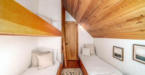 2117 Cascade Road, South Lake Tahoe, CA 96150 Photo