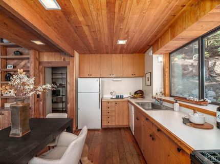 2117 Cascade Road, South Lake Tahoe, CA 96150 Photo