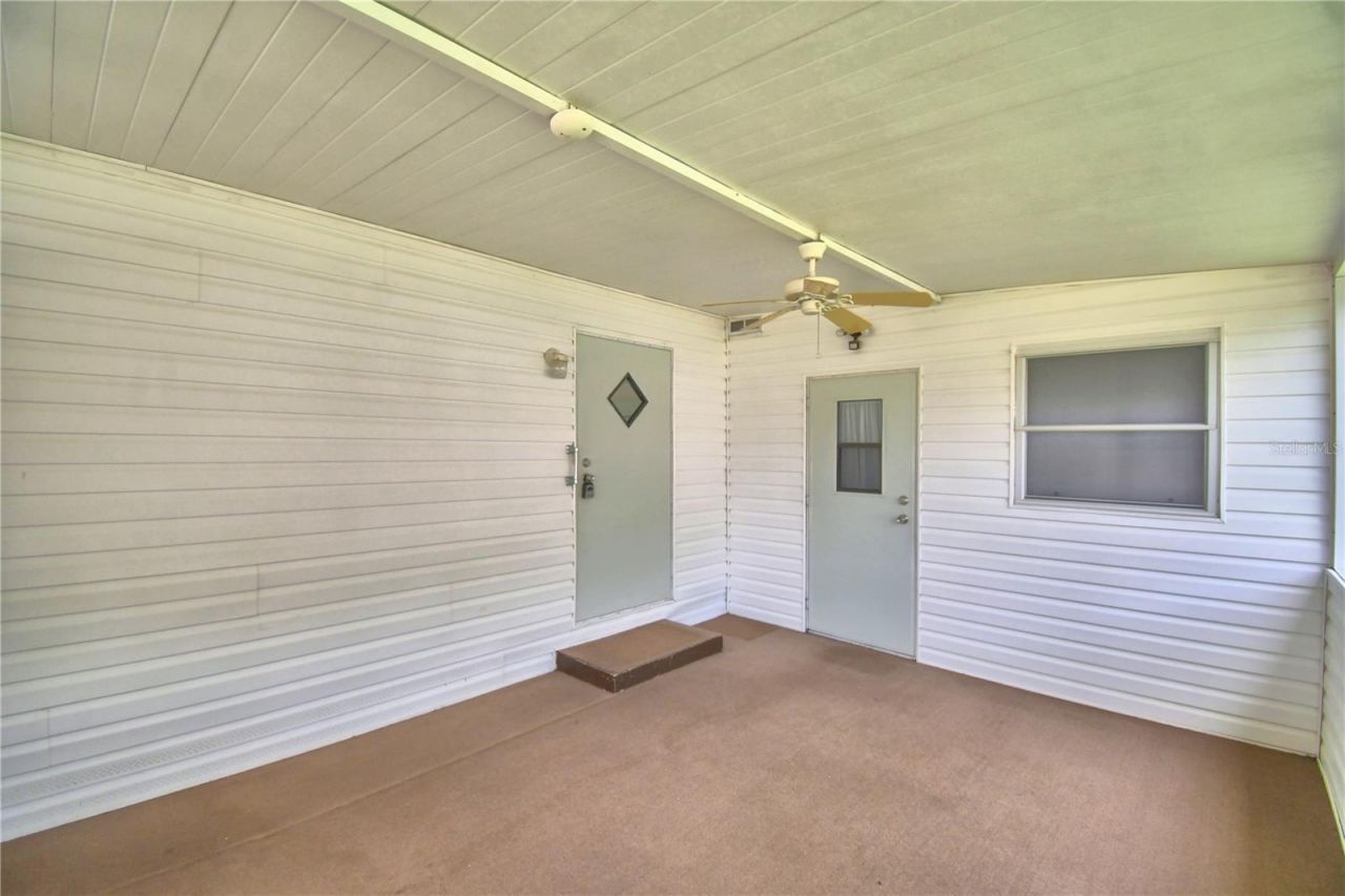 111 Paradise Lane, Auburndale, FL 33823 Photo