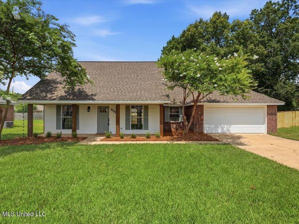 605 Suncrest Cove, Richland, MS 39218