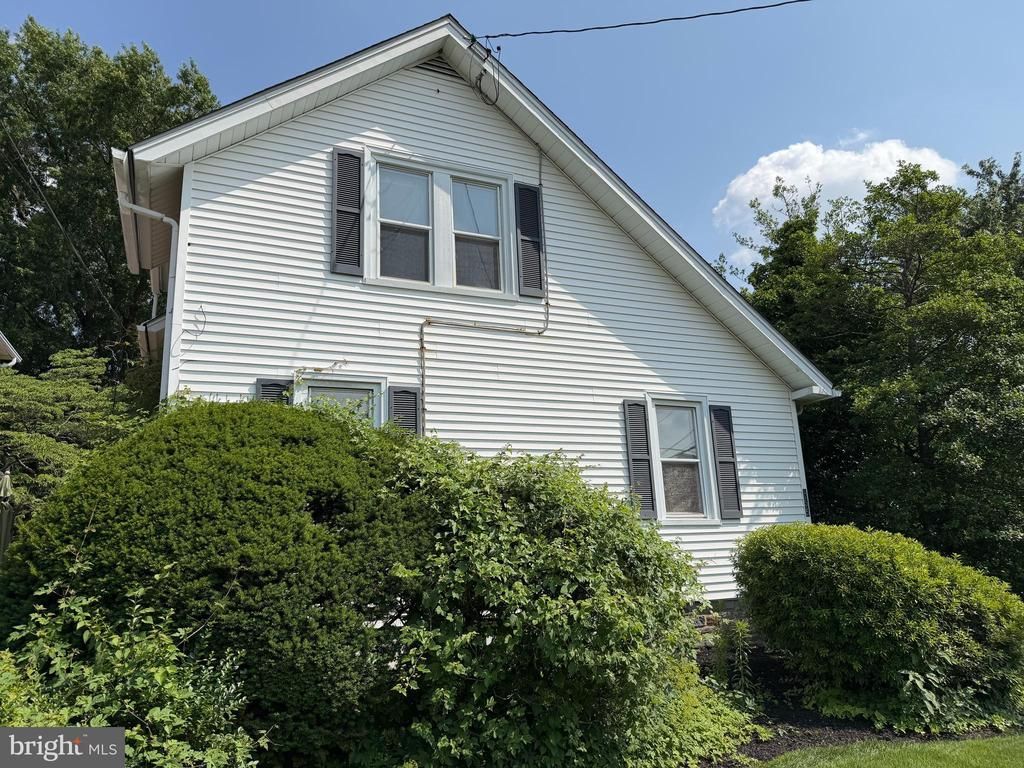 855 MARTIN AVENUE , BRYN MAWR, PA 19010