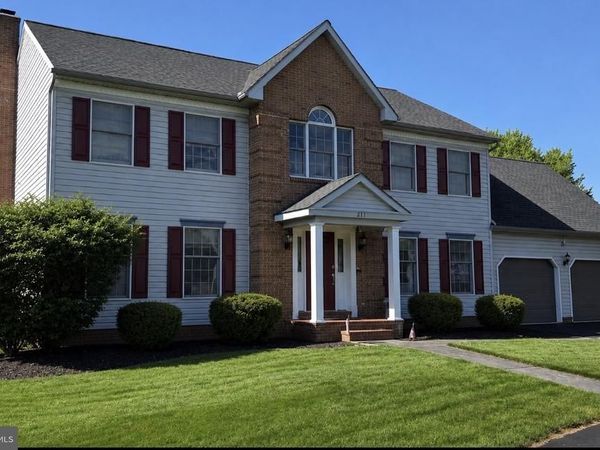 421 RHODA DRIVE, LANCASTER, PA 17601