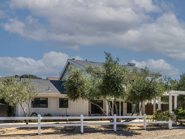 290 Perkins Street, Los Alamos, CA 93440