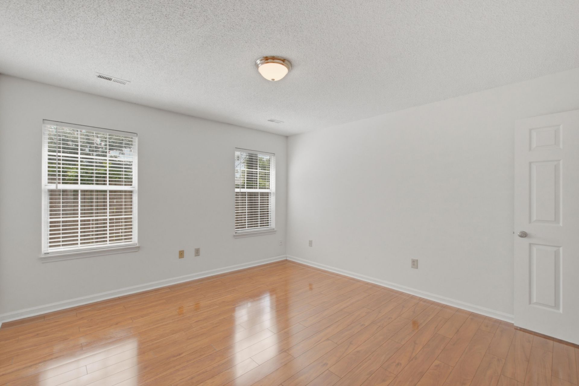 105 Parish Parc Drive Photo 12